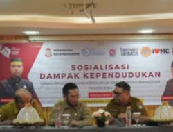 FOTO : DPPKB Kota Makassar Saat Sosialisasi Dampak Kependudukan