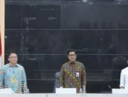 Seluruh Kepala Bidang DPPKB Kota Makassar Hadiri Rapat Evaluasi dan Tindak Lanjut Intervensi Serentak Pencegahan Stunting